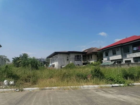 272 sqm. Prime Lot at the back of SM Uptown – PHILAM LIFE VILLAGE, Pueblo
